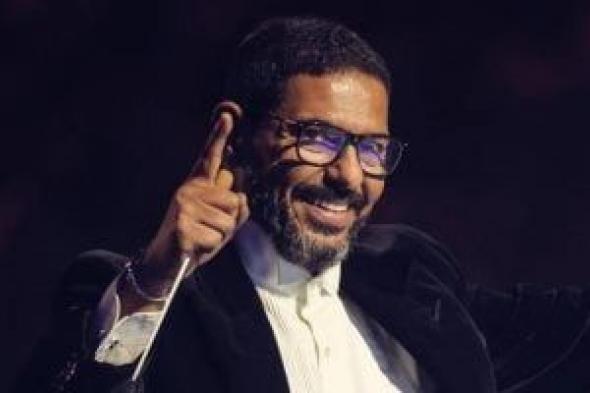 هانى
فرحات:
تواصل
الأجيال
متعة
خاصة
وأسعد
بطاقة
الشباب