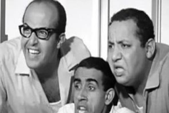 خناقات
طريفة
لثلاثى
أضواء
المسرح
بسبب
الأهلى
والزمالك
فى
ذكري
رحيل
سمير
غانم