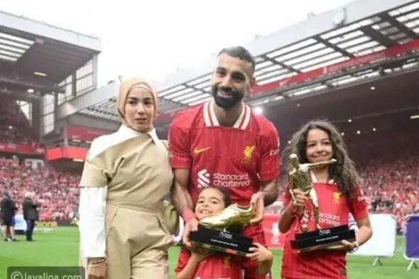 قبل نهاية رحلته.. محمد صلاح يوثق لحظات خاصة مع ابنتيه داخل أنفيلد