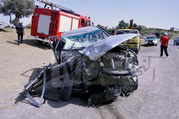 وفاة
3
أشخاص
إثر
إصطدام
شاحنة
وسيارة
بالبويرة