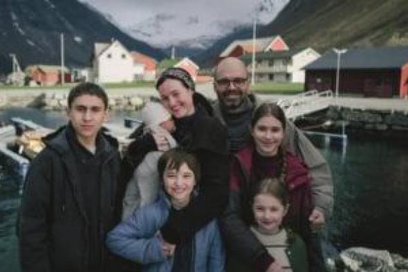 القائمة
الكاملة
لجوائز
مهرجان
كان
السينمائى
2026