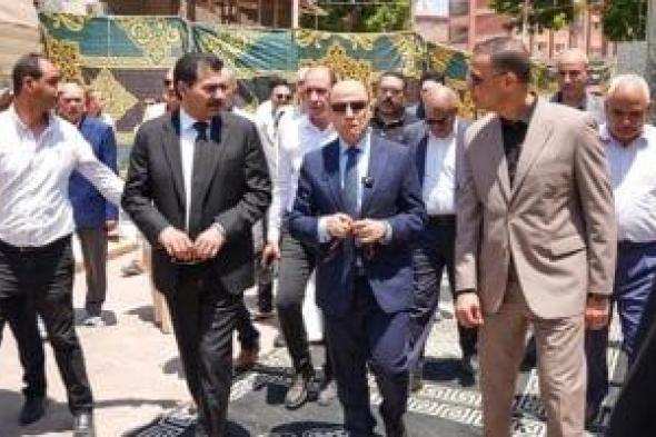 الجبهة
الوطنية
يفتتح
أكبر
قافلة
طبية
مجانية
بالغربية
لتخفيف
العبء
عن
المواطنين
