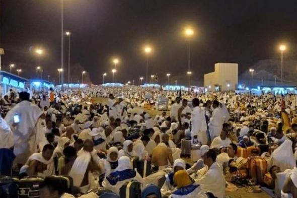 حجاج
بيت
الله
الحرام
يستقرون
في
مشعر
مزدلفة