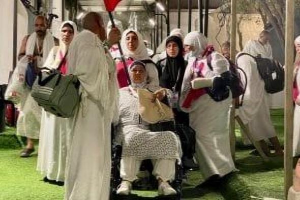 نجاح
نفرة
حجاج
الجمعيات
الأهلية
من
عرفات
إلى
مزدلفة..
صور