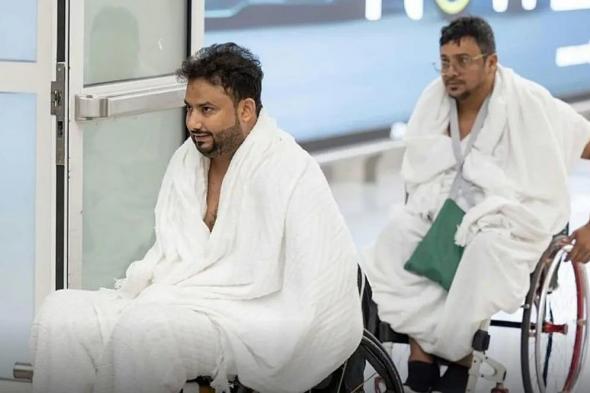حاجّان
    سوريّان
    من
    ذوي
    الإعاقة
    يرويان
    بداية
    رحلتهما
    الإيمانية
    في
    المشاعر
    المقدسة