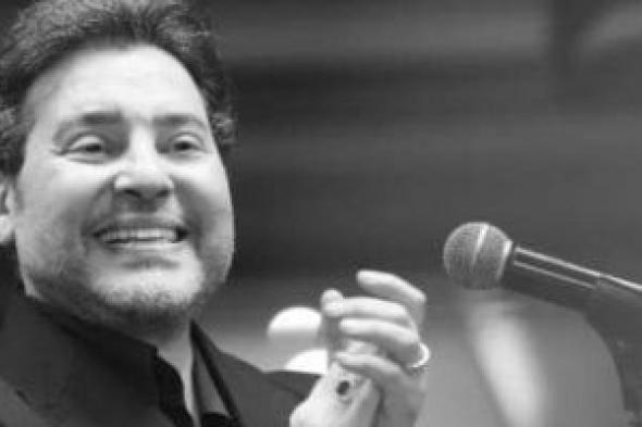فيديو
نادر
للراحل
هاني
شاكر
وهو
يغني
"يا
ليلة
العيد
آنستينا"