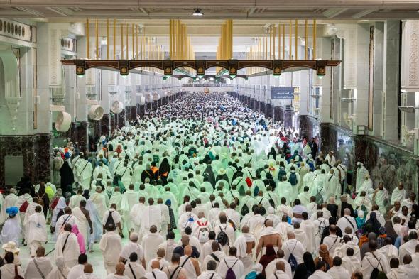 نسك
الحاج
في
اليوم
العاشر