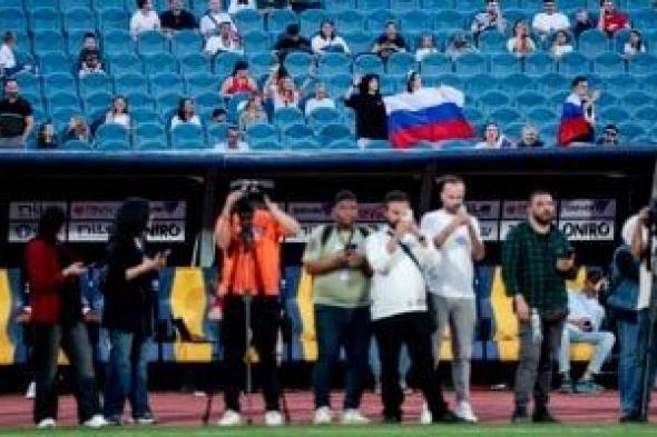 مباراة
مصر
وروسيا..
فريق
السفارة
الروسية
يدعم
منتخب
بلاده
قبل
ودية
اليوم