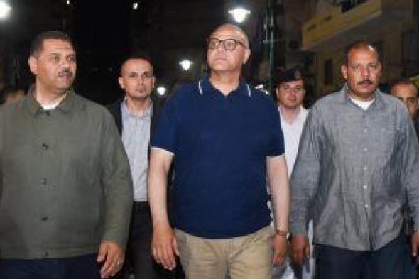 محافظ
الإسكندرية
يقود
حملة
موسعة
بشارع
خالد
بن
الوليد
ويغلق
11
محلًا
مخالفًا