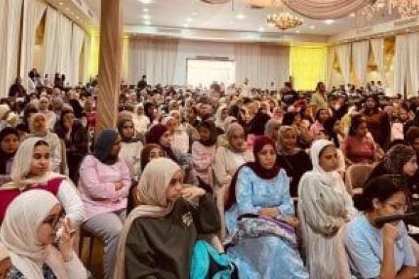 حضور
الآلاف
من
الطلاب
فى
المراجعة
النهائية
لطلاب
إعدادية
كفر
الشيخ..
صور