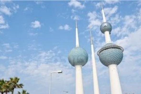 عودة
الحركة
الجوية
لمطار
الكويت
الدولى
بعد
ساعات
من
الهجمات
الإيرانية