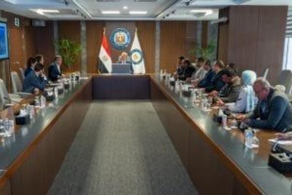وزير
البترول:
قطاع
التعدين
يشهد
مرحلة
جديدة
من
خلال
منظومة
أكثر
جذبا
للاستثمار