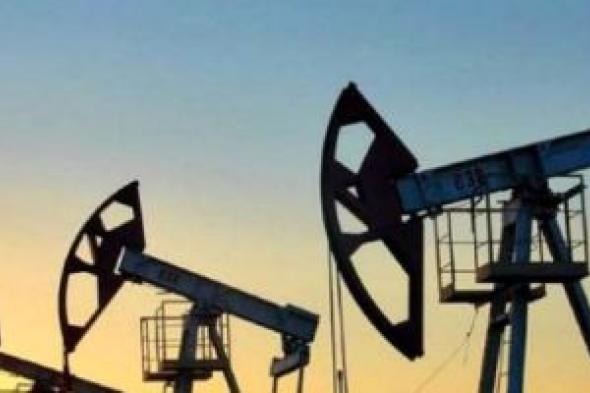 انخفاض
أسعار
النفط
وخام
برنت
يسجل
93.09
دولار
للبرميل