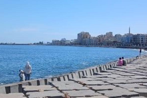الطقس
اليوم..
تغيرات
مفاجأة
بدرجات
الحرارة
ورطوبة
مرتفعة
والعظمى
بالقاهرة
36