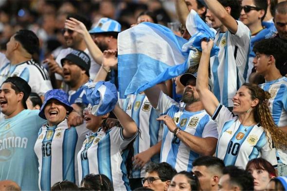 “بسبب
      النفقة”..
      الأرجنتين
      تطالب
      بمنع
      13
      ألف
      مواطن
      من
      حضور
      كأس
      العالم