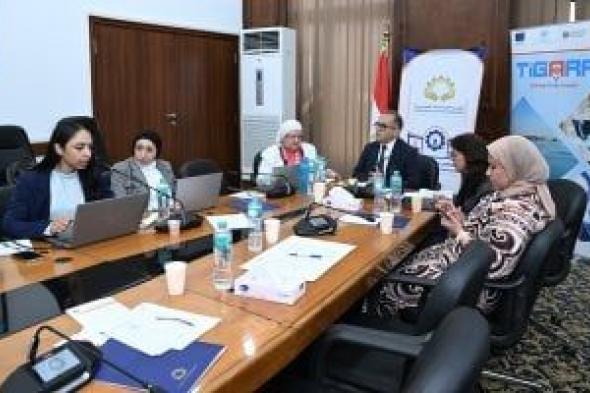 ورشة
عمل
موسعة
باتحاد
الصناعات
حول
التكتلات
الصناعية
في
مصر