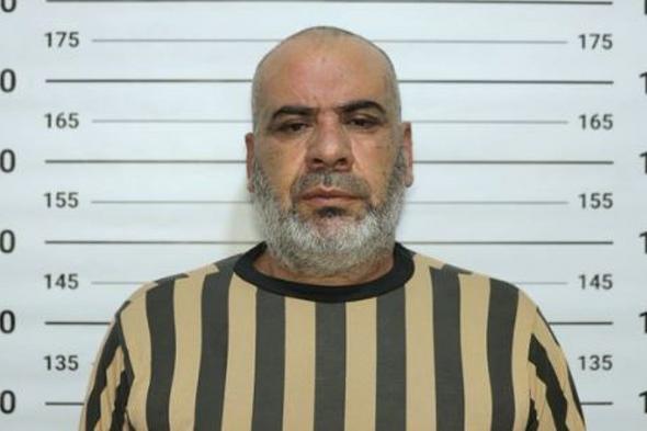 الداخلية
السورية
تعتقل
قياديا
في
«لواء
القدس»
بتهم
جرائم
حرب
وتعذيب