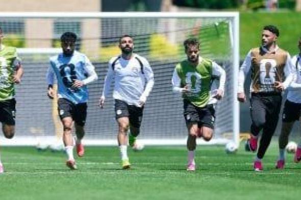 منتخب
مصر
يتدرب
فى
سبوكين
ويطير
إلى
فانكوفر
19
يونيو
استعدادا
لنيوزيلندا