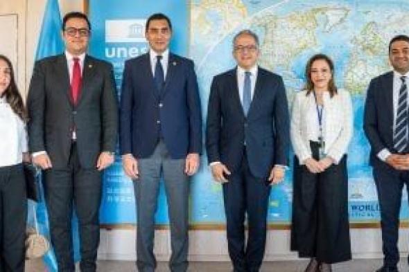 وزير
الرياضة
يلتقي
خالد
العناني
مدير
عام
اليونسكو
لتعزيز
التعاون
المشترك