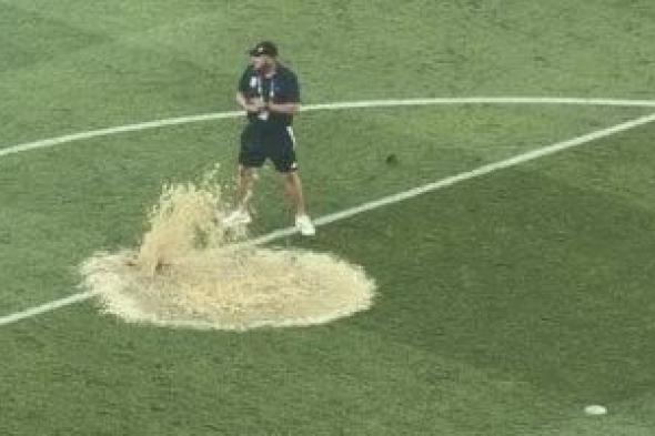 انفجار
غير
مألوف
بين
شوطي
مباراة
العراق
والنرويج
فى
كأس
العالم..
فيديو
