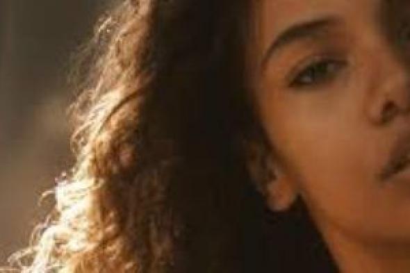 دينا
دياب
تستعد
لدورها
مع
هشام
ماجد
فى
عرض
مسرحى
جديد