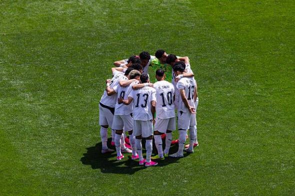 بعثة
      منتخب
      مصر
      تشد
      الرحال
      إلى
      كندا
      قبل
      مواجهة
      نيوزيلندا
      في
      المونديال