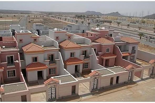 مختص:
السكان
تخلوا
عن
فكرة
«بيت
العمر»
لصالح
البيت
المرحلي..
والسبب
«التكاليف»