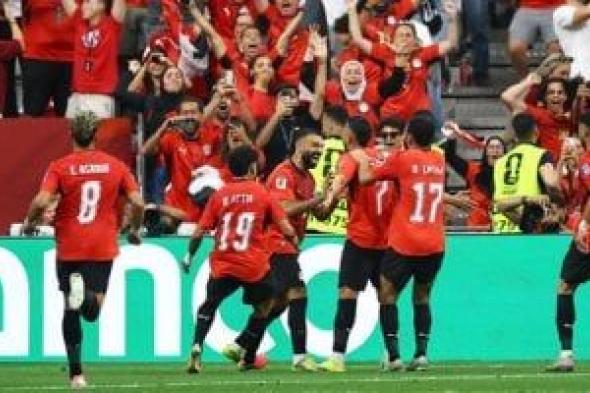بحضور
تخطى
الـ52
ألفاً..
منتخب
مصر
يشكر
جماهيره
فى
فانكوفر