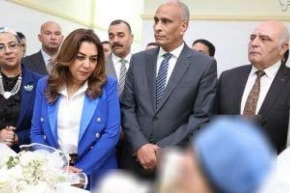 نقل
رئيسة
قرية
أبوسكين
لمستشفى
أهل
مصر
بعد
زيارة
المحافظ
ووزيرة
التنمية
المحلية