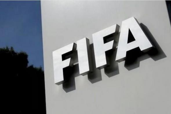 «فيفا»
    يؤجل
    الشوط
    الثاني
    من
    لقاء
    فرنسا
    والعراق
    بسبب
    عاصفة
    رعدية