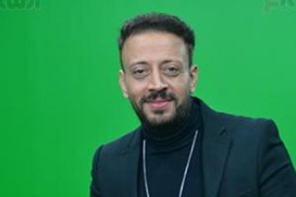 لؤي:
أشعر
أنني
قدمت
شيئًا
يعيش
فى
قلب
كل
مصري..
و«بلدنا»
عنوان
الفرح