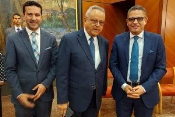 رئيس
تحرير
اليوم
السابع
يشارك
فى
حفل
مكتبة
الإسكندرية
لتوزيع
جوائز
الفائزين
بجائزة
القراءة