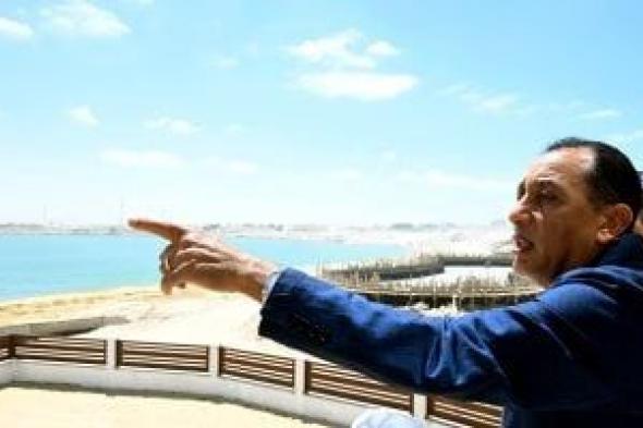 رئيس
الوزراء
يتفقد
مشروع
نفق
الطريق
الساحلى
"بو
غاز
نيو
مارينا"