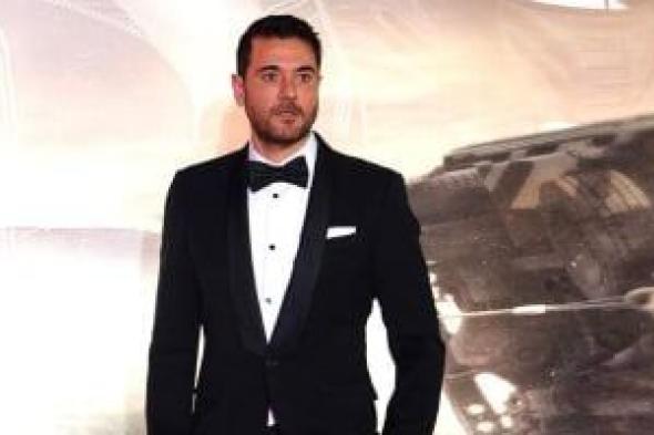 19عامًا
على
فيلم
الشبح..
قصة
إصابة
أحمد
عز
فى
رأسه
واستمرار
التصوير