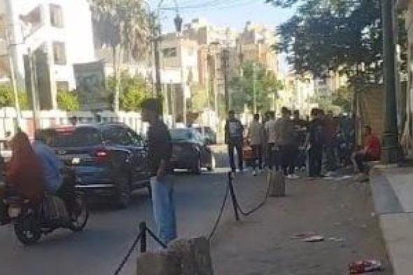 توافد
الطلاب
على
لجان
امتحانات
الثانوية
العامة
فى
المنيا..
فيديو