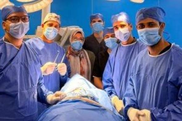 إنقاذ
مريض
بجرح
قطعى
نافذ
وتهتك
بالقصبة
الهوائية
داخل
مستشفى
بنها
الجامعى