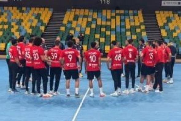 قائمة
منتخب
مصر
لكرة
اليد
المبدئية
استعدادا
لبطولة
البحر
المتوسط