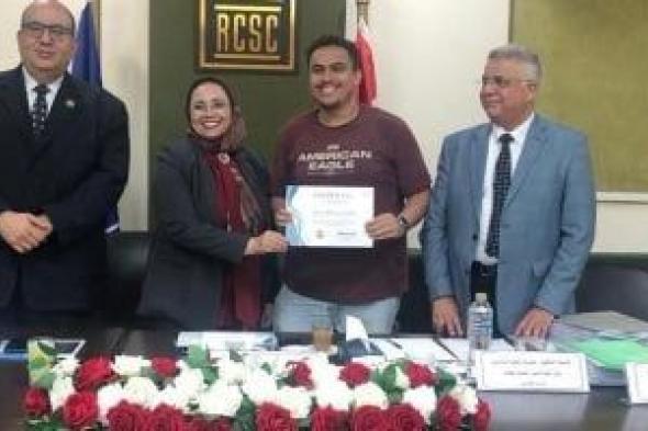 طلاب
تجارة
القاهرة
يشاركون
باجتماع
مجلس
الكلية
ويناقشون
الخطة
الاستراتيجية
حتى
2030