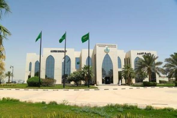 إصدار وتجديد 1304 رخص تجارية يعزز النشاط الاقتصادي بالخبر