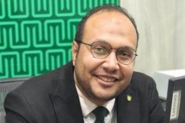 مصرع محاسب وابنه الرضيع فى حادث انقلاب سيارة ملاكى بقنا