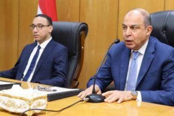 محافظ المنيا يوجّه بتكثيف حملات التفتيش للارتقاء بالأداء المؤسسى