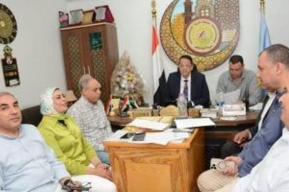 وكيل تعليم الغربية يتابع امتحانات الدور الثانى للشهادة الإعدادية