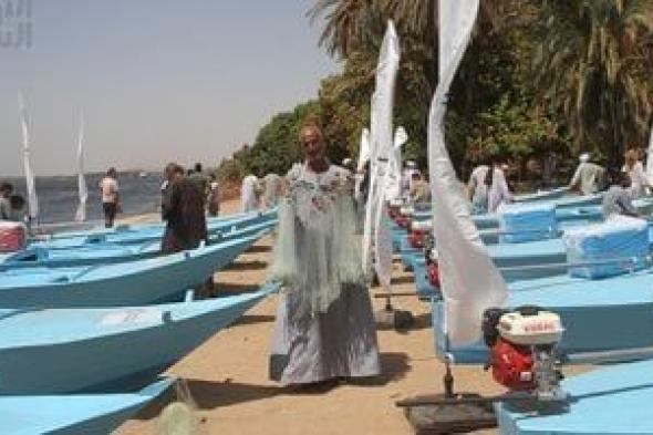 القانون يجرم إلقاء نفايات السفن والمصانع بالبحيرات.. اعرف العقوبة