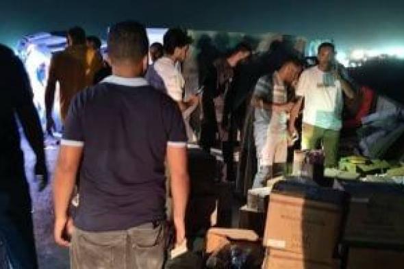 تصادم سيارتين نقل وملاكي على طريق "بنها - شبرا الحر" ووجود مصابين