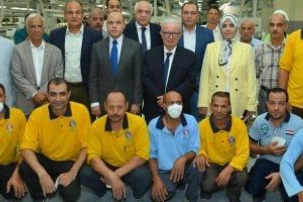 نائب رئيس الوزراء يجري جولة بالمصانع الجديدة بشركة الغزل والنسيج بالمحلة