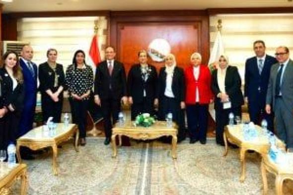 رئيسة المجلس القومي للمرأة تزور رئيسة هيئة النيابة الإدارية للتهنئة بتوليها المنصب